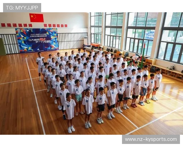 网球训练营开展青少年赛事战术讲座，青少年网球培训课程方案